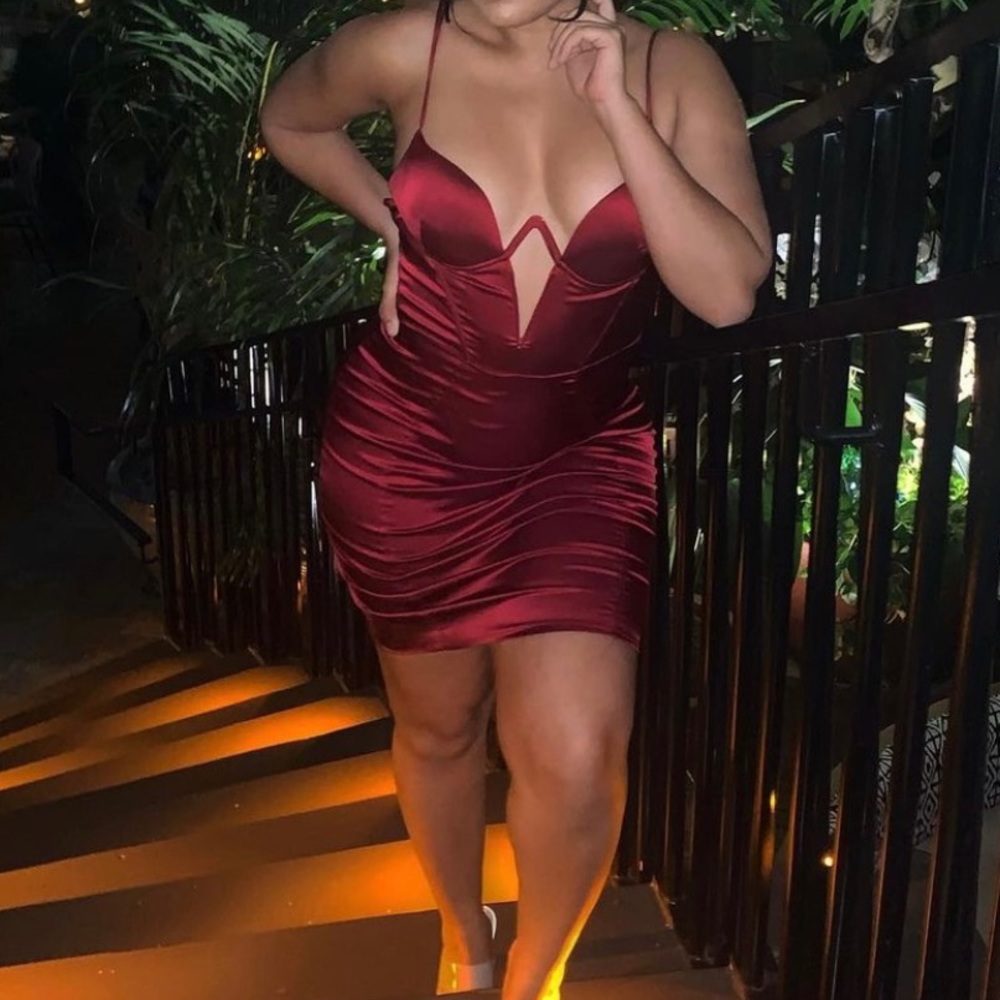 STEPS wine red satin dress